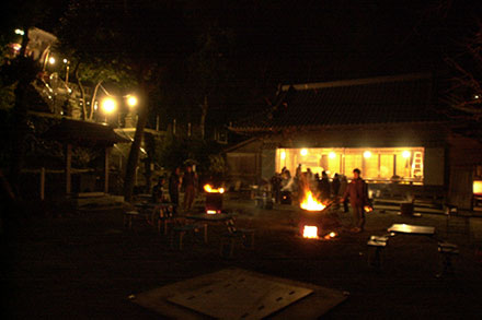 鹿嶋神社広場